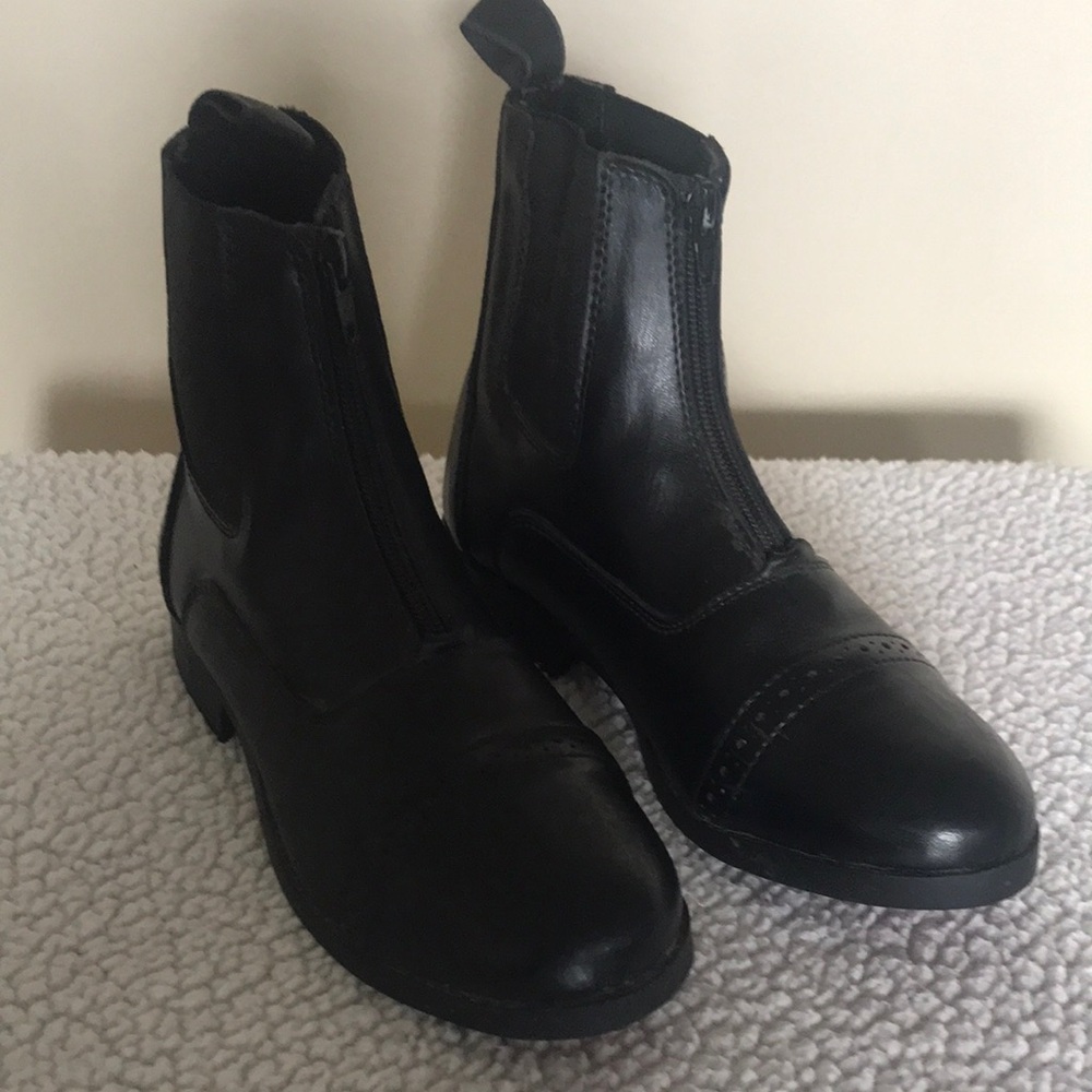 Equistar Black Ankle Boots